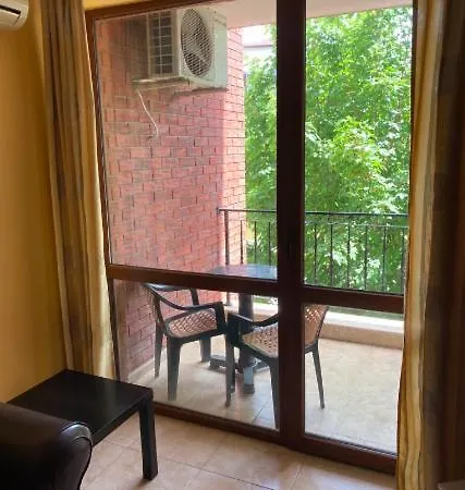Apollon Apartamento