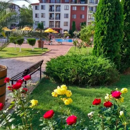 Apollon Appartamento Nesebar